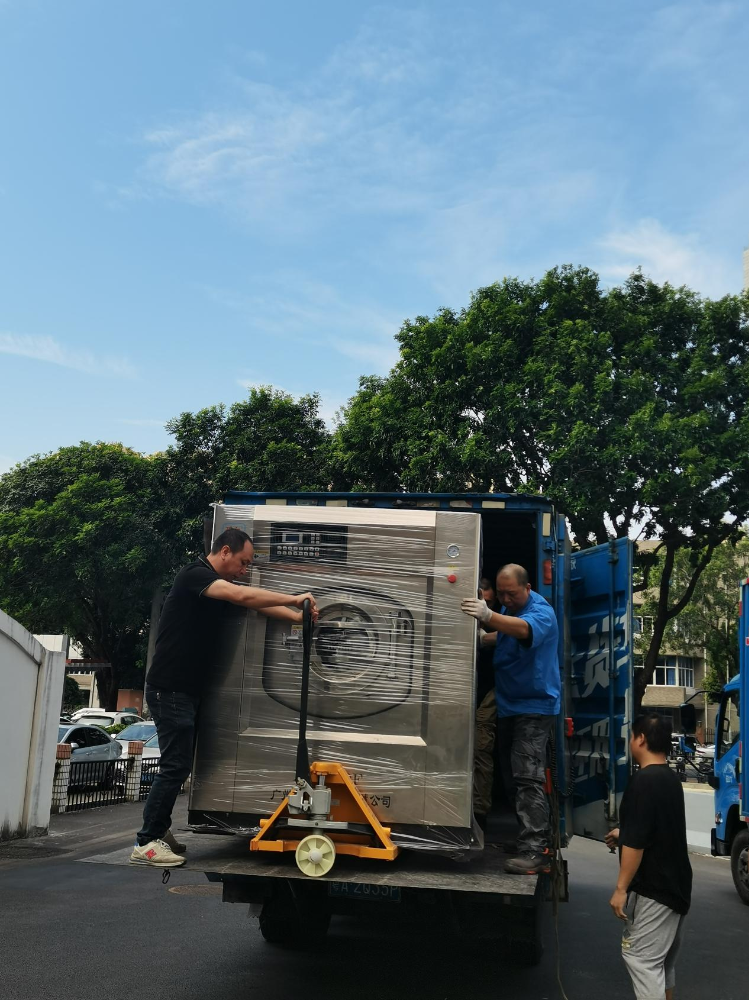 珠江洗滌設備：全自動工業洗衣機助力賓館洗滌效率提升